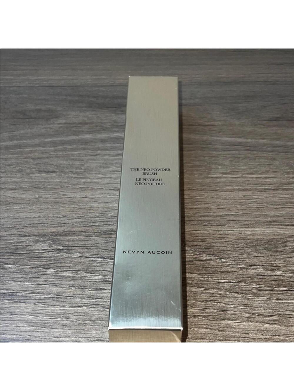 Kevyn Aucoin Neo Powder Brush